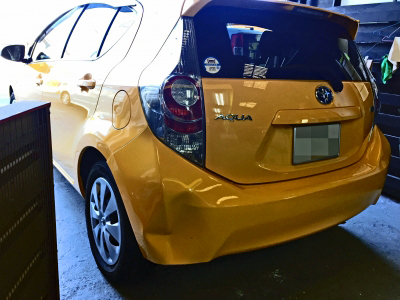 大きなヘコミバンパー板金修理ビフォー